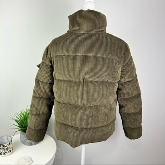 Unreal Fur Berkeley Puffer Jacket Womens corduroy olive green size XS - Picture 5 of 12